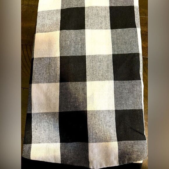 Buffalo plaid 48 inch tree skirt - Christmas Tree Skirt - NWT - Picture 2 of 3